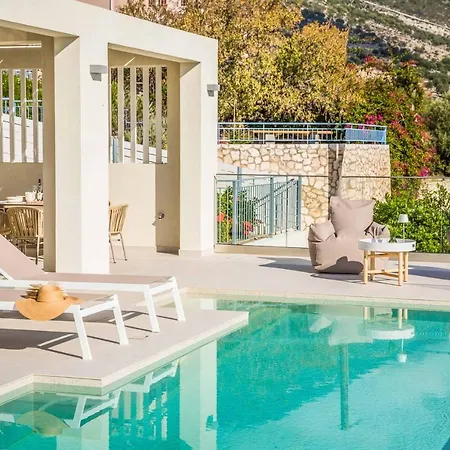 Willa Sorian Kokkino Vlachata